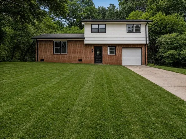 1765 Tilden Ave, Jonesboro, GA 30236