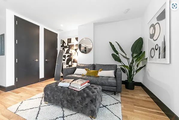 Rented by Dalan Rentals | media 25