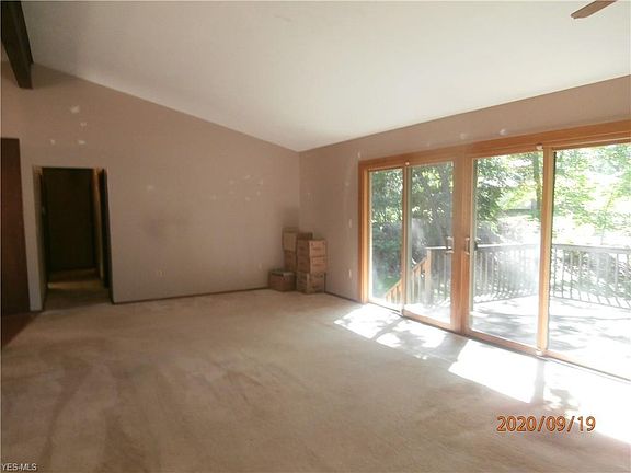 3rd image of 250 Gunarh Dr