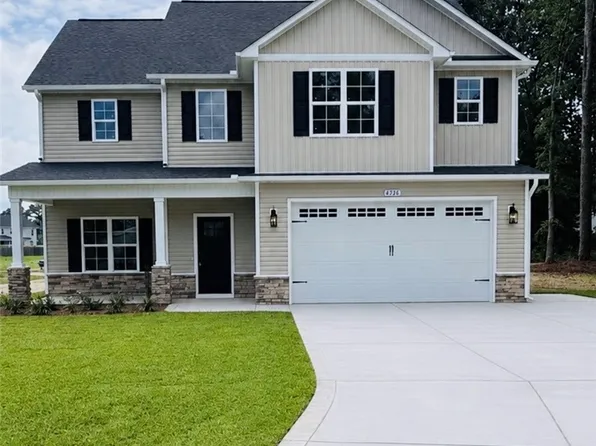 4736 Slew Dr, Hope Mills, NC 28348