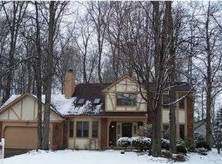 141 Brush Creek Dr, Rochester, NY 14612