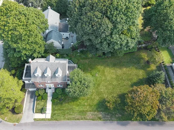 143 Arlington St, Winchester, MA 01890