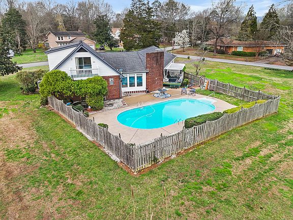 3rd image of 201 Westgate Rd