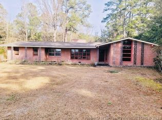 1405 Lakeview Rd, Fairmont, NC 28340