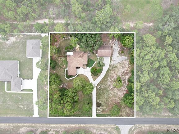 3rd image of 4105 W Tomahawk Dr