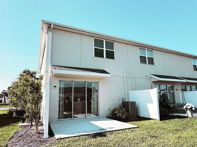 5770 Windy Bay Ter — Photo 2