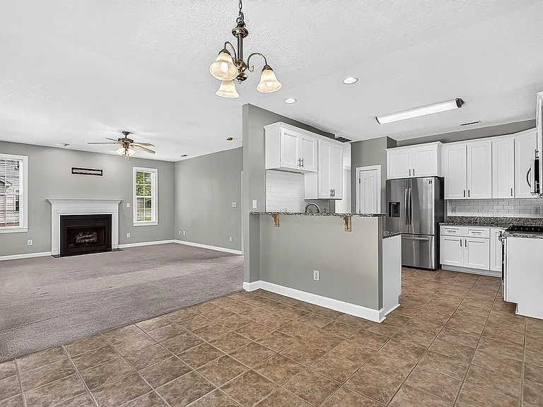 217 Stagecoach Dr — Photo 9