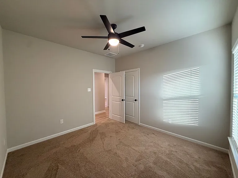 187 Berkshire Pl — Photo 20