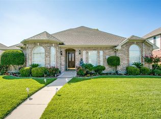 2709 Winterberry Dr, Rowlett, TX 75089