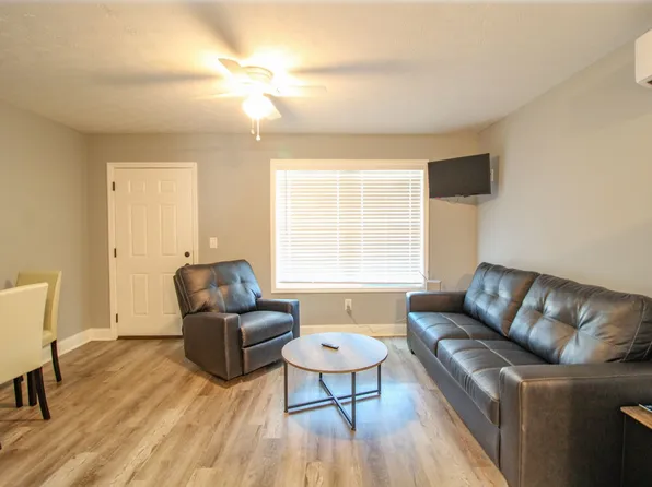 14397 Friend Rd Unit 5, Athens, AL 35611