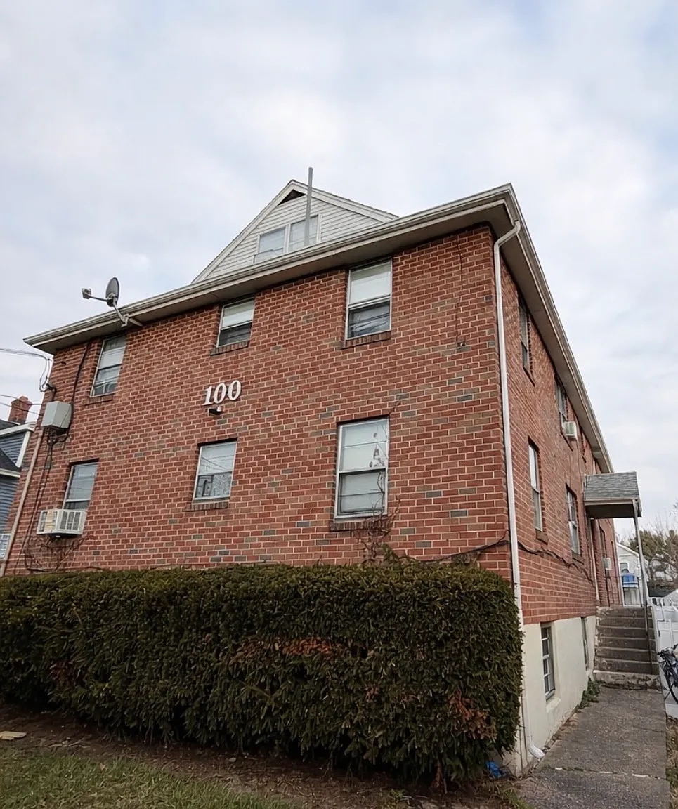 1 bed, 1.0 bath, 6372 sqft, $1,650 — Photo 1