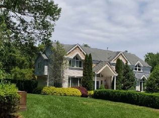 4 Canby Dr, Colts Neck, NJ 07722