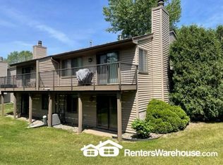 1341 Arden View Dr, Arden Hills, MN 55112