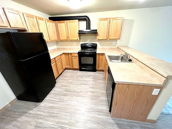 4th image of 301 N 104th St Unit 302