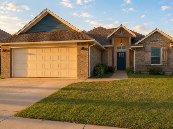 8909 SW 42nd St, Oklahoma City, OK 73179