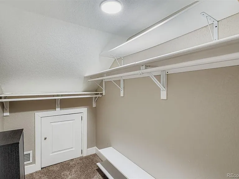 3070 Ash St — Photo 15