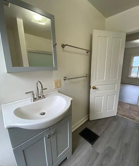 320 N Adams St #2 — Photo 8