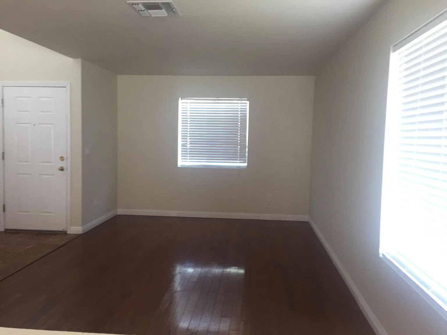 3124 Jonathen St — Photo 4
