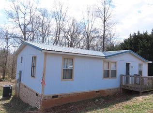 1114 Millcreek Ct, East Bend, NC 27018