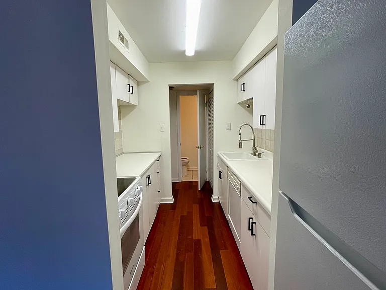 707 South St #B — Photo 4