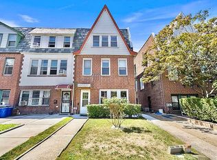 68-14 Clyde St #2, Forest Hills, NY 11375