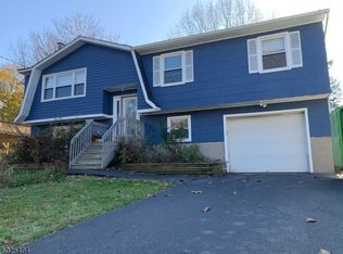 5 Kimberly Ln, Glenwood, NJ 07418