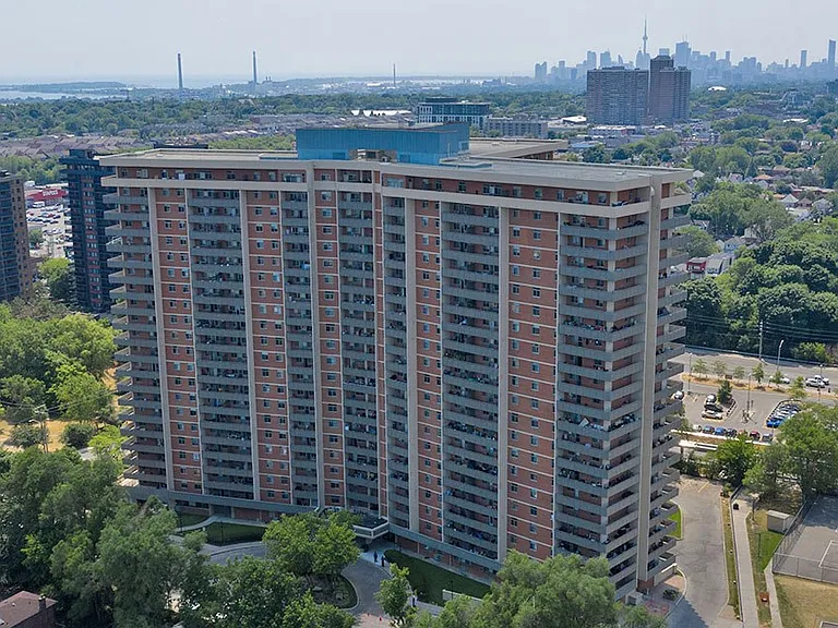 30 Denton Ave — Photo 25