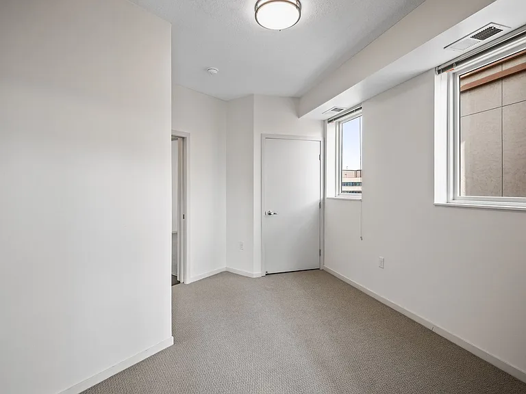 The Flats at West End — Photo 79