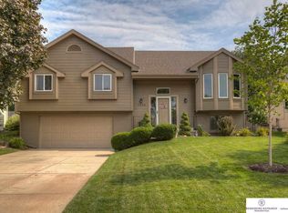 1525 S 169th Ave, Omaha, NE 68130