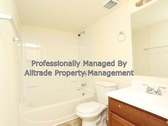 5th image of 1750 McCullough Dr APT 40