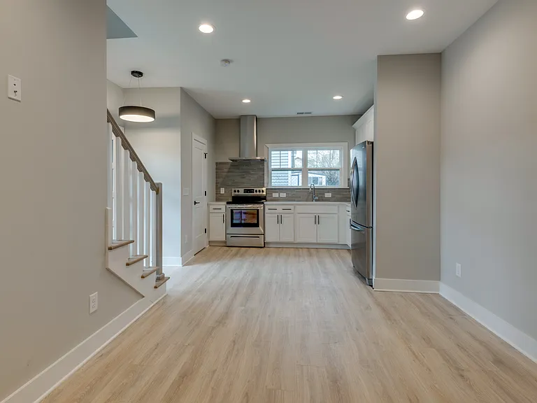 6199 Louisiana Ave — Photo 4