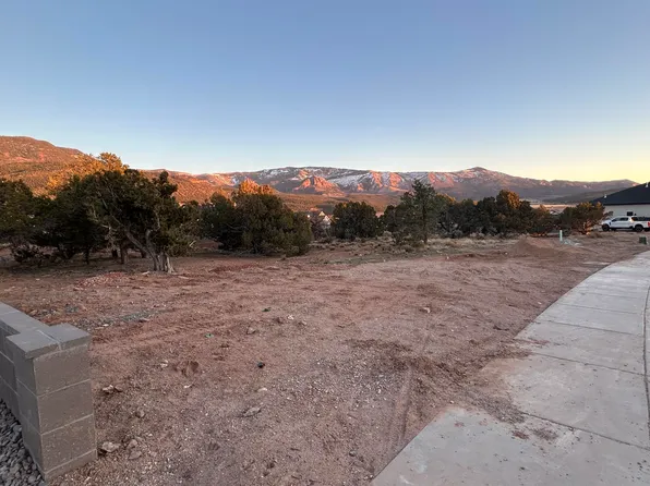 2889 W Rock Ridge Rd, Cedar City, UT 84720