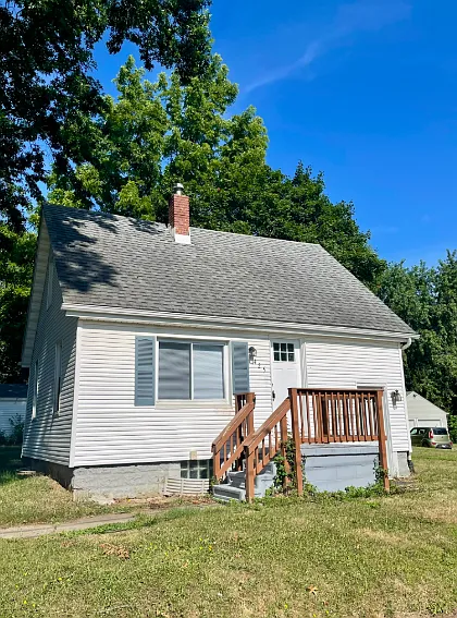 425 Cole Ave — Photo 3