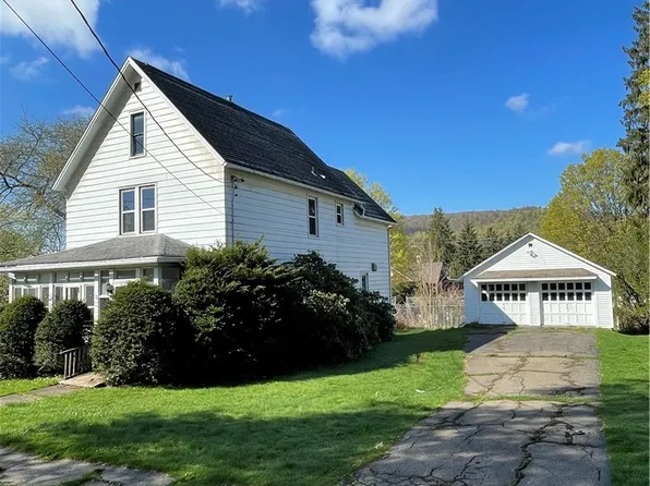 85 Church St, Port Allegany, PA 16743