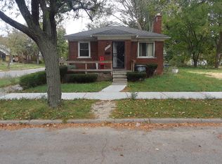 9244 Devonshire Rd, Detroit, MI 48224