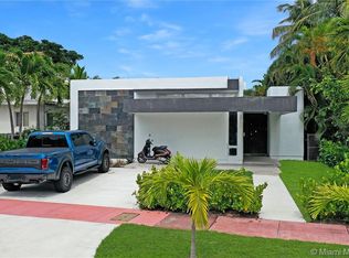 3711 Chase Ave, Miami Beach, FL 33140