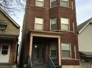 3437 N Paulina St #1A, Chicago, IL 60657