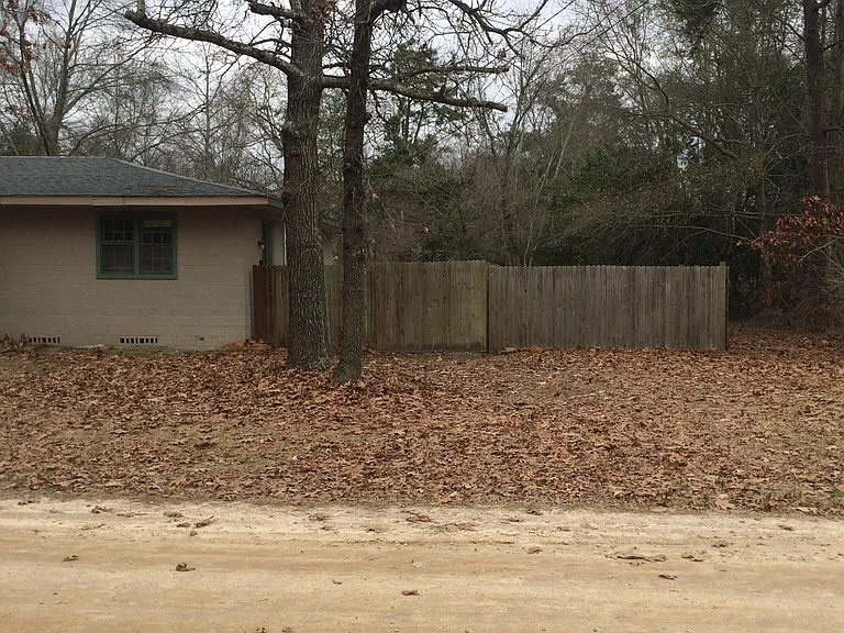 5545 Thistledown Dr — Photo 4