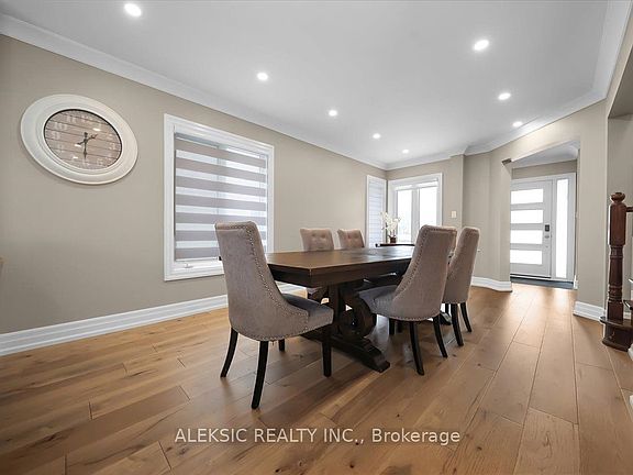 5th image of 33 Hillpath Cres
