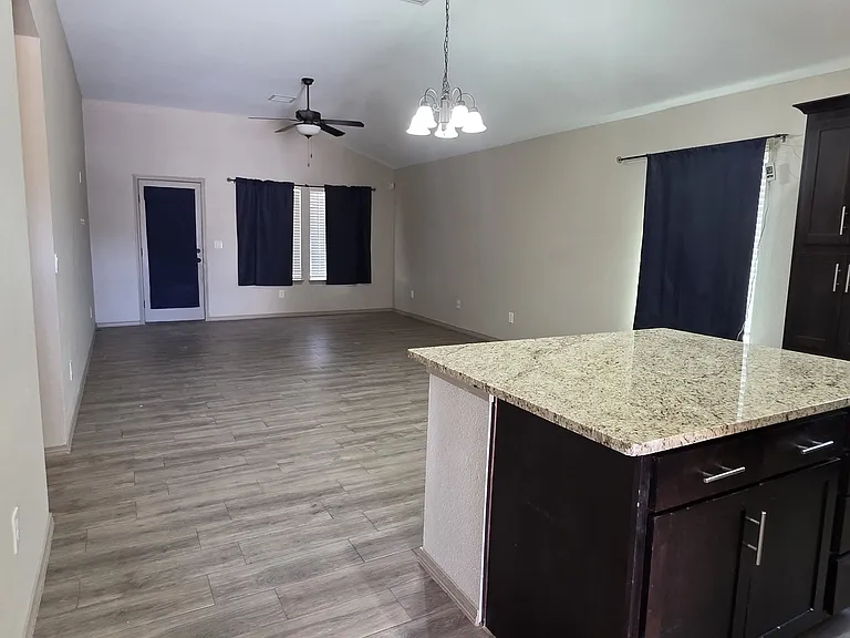 11049 Gem Valley Rd — Photo 6