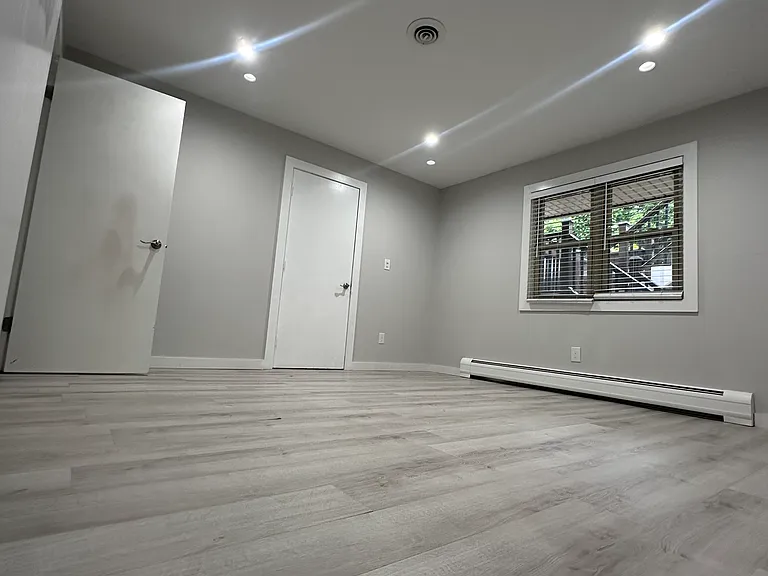 304 Palsa Ave — Photo 10