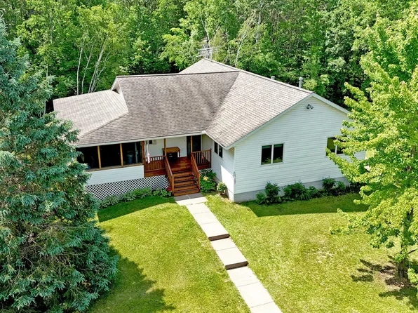 10255 230th St, Milaca, MN 56353