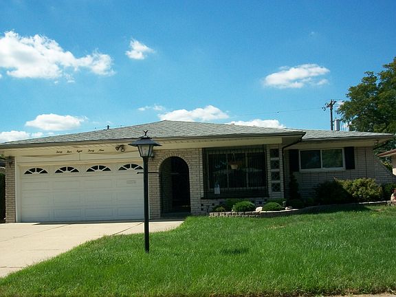 5th image of 34839 Campus Dr