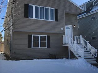 29 Carleton St, Revere, MA 02151