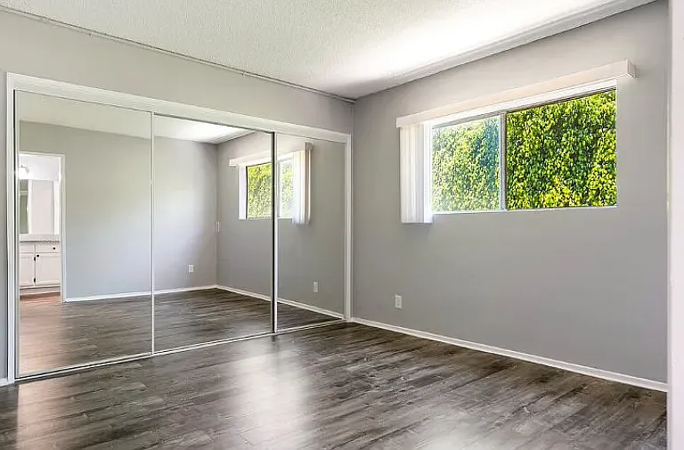 1 bed, 550 sqft, $1,895 — Photo 2