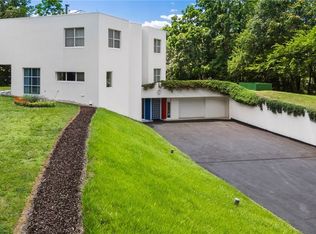 273 Pembroke Ln, Henrico, VA 23238