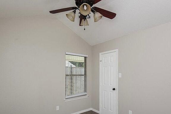 4th image of 773 Nightingale Cir