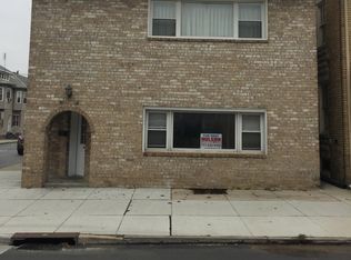 200 York St APT 2, Hanover, PA 17331