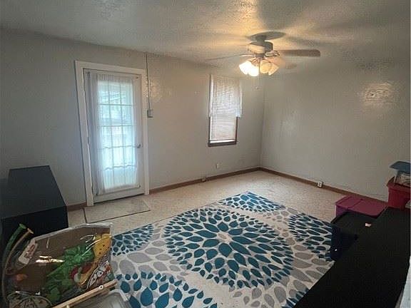 2nd image of 913 Wylie Ave