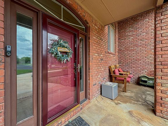 5th image of 2320 SW Avenue B